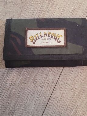 Billabong Brown and Olive Camo Trifold Wallet Velcro